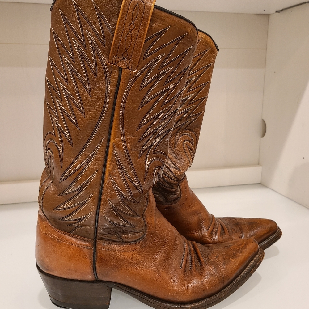 Vintage Dan Post Embroidered Brown Leather Cowboy boots made in Spain men’s 8.5